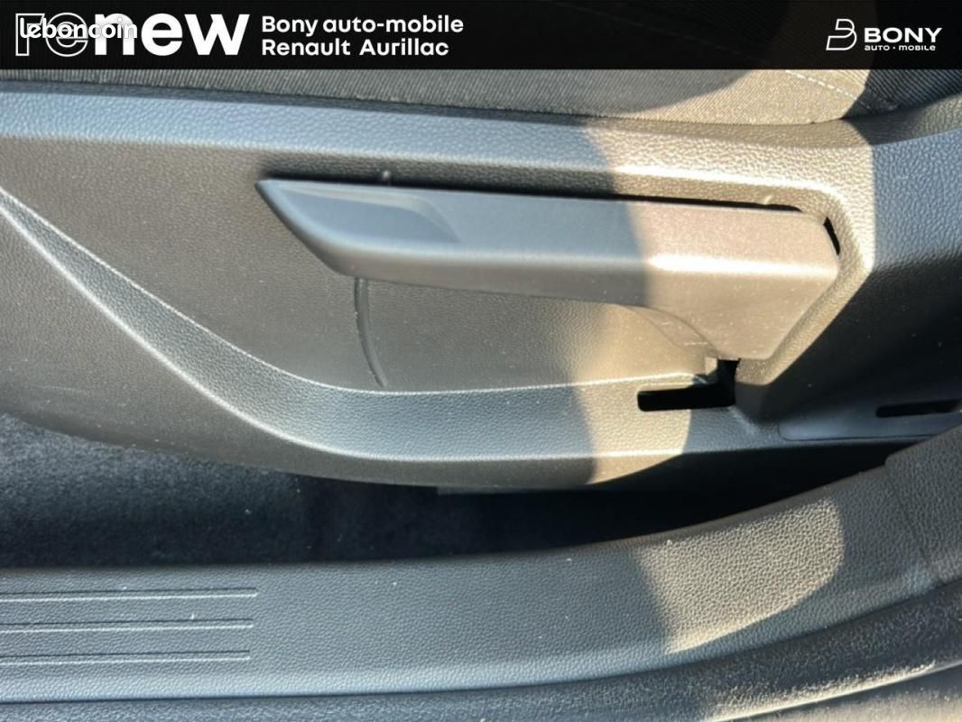 Renault Captur E-Tech full hybrid 145 Evolution (image 19)