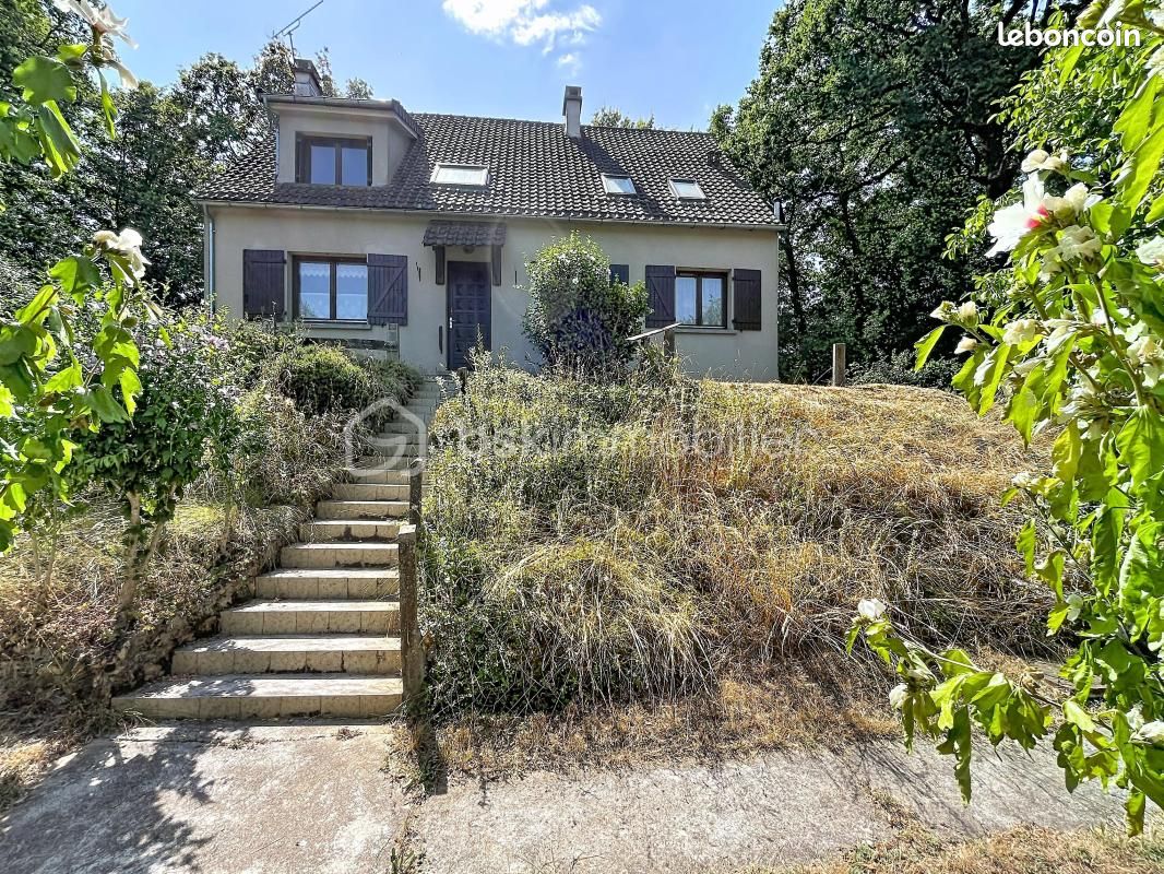 Maison 5 pièces 127 m² · à Saint-Hilaire-les-Andrésis · 127 m² · 158 000 €
