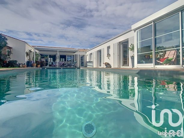 Maison 7 pièces 211 m²