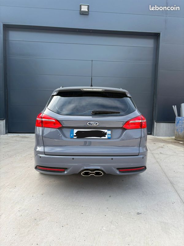 Ford focus 2.0 tdci 185cv st (image 4)
