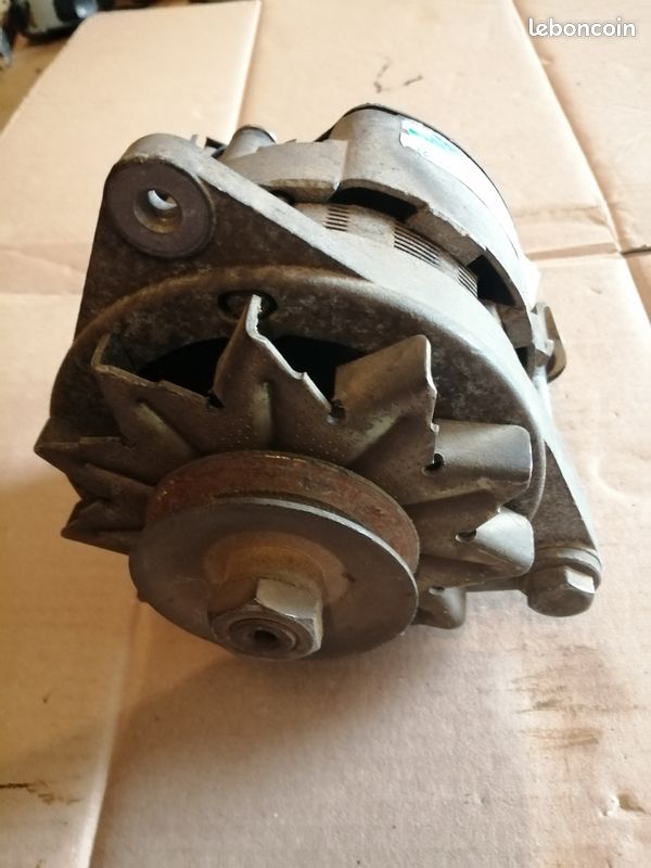 Alternateur 12 Volts pour Renault (image 1)