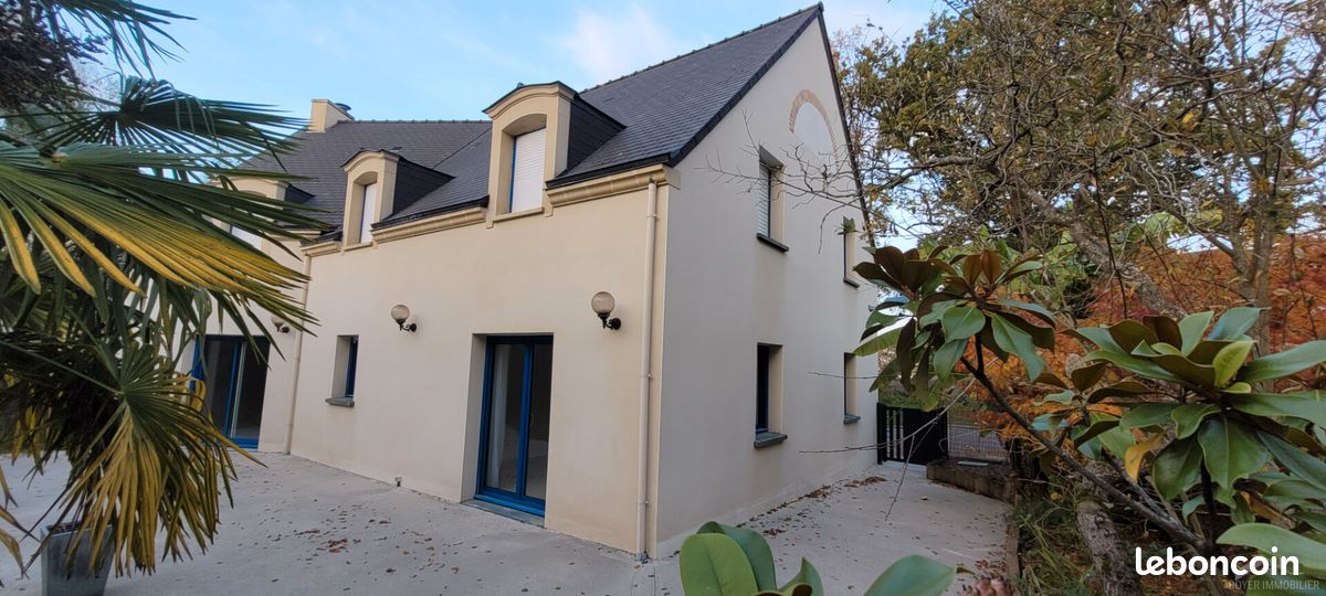 Maison 8 pièces 195 m² · à Vitré · 195 m² · 422 720 €
