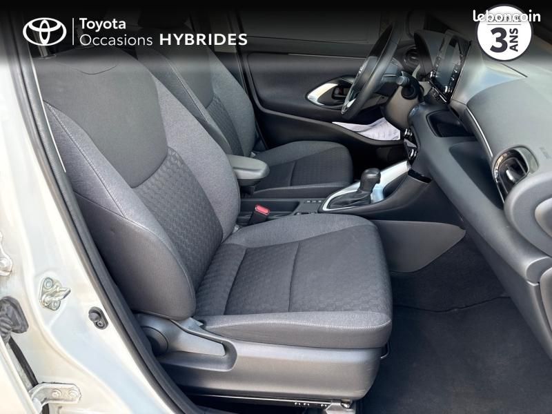 Toyota Yaris 116h Dynamic 5p MY22 (image 6)
