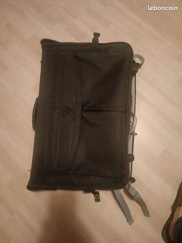 Valise voyage mercedes (image 1)