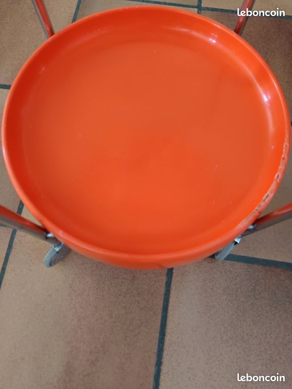 Desserte à roulette orange vintage (image 3)