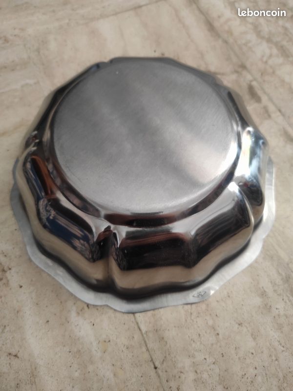 Corbeille inox ø23 cm (image 4)