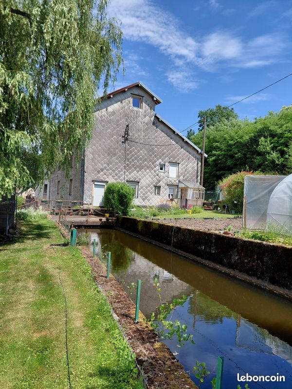Maison 6 pièces 170 m² · à Hadol · 170 m² · 285 000 €