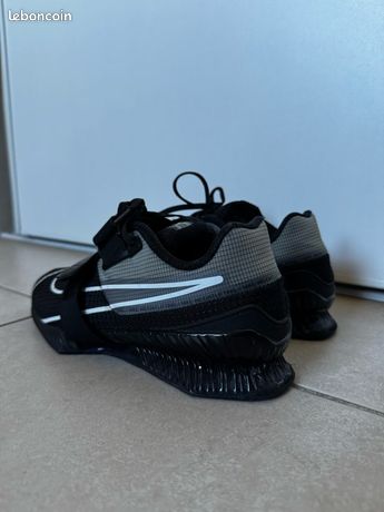 Chaussures d'haltérophilie Nike Romaleos 4 pointure 39 d'occasion