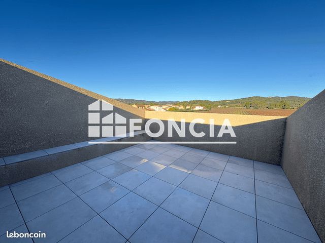 Appartement 1 pièce 28 m² · à La Londe-les-Maures · 28 m² · 750 €/mois