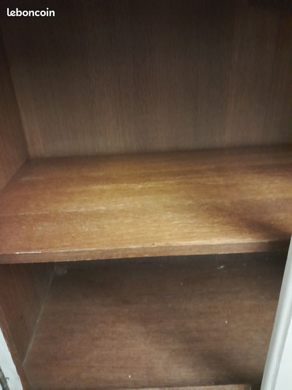 Meuble bas avec étagère (image 4)