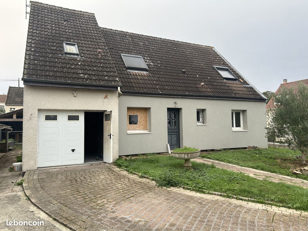Maison 6 pièces 140 m² · à Iverny · 140 m² · 260 000 €