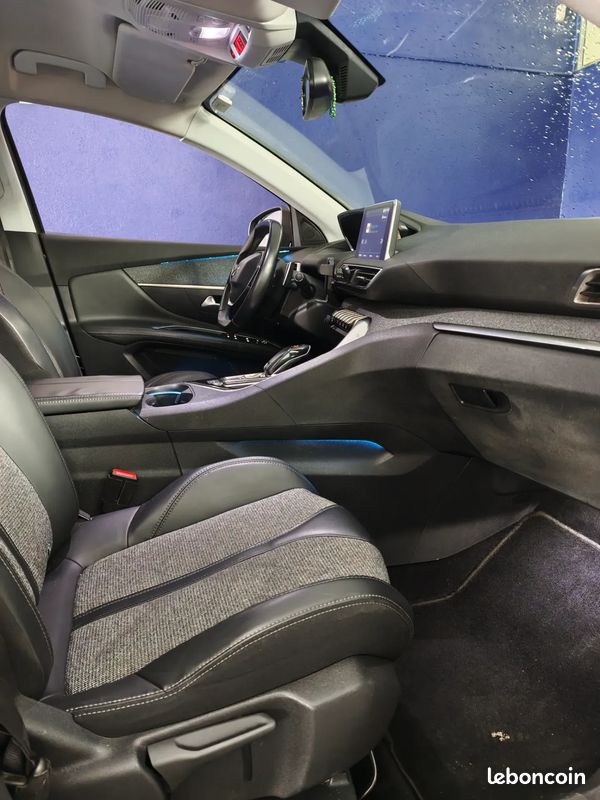 PEUGEOT 3008 1.2 PureTech 130ch Allure EAT6 - 2017 - Suivi complet Peugeot - Climatisation - i-Cockpit - Carplay (image 26)