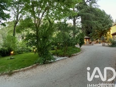 Maison 14 pièces 650 m² (image 2)