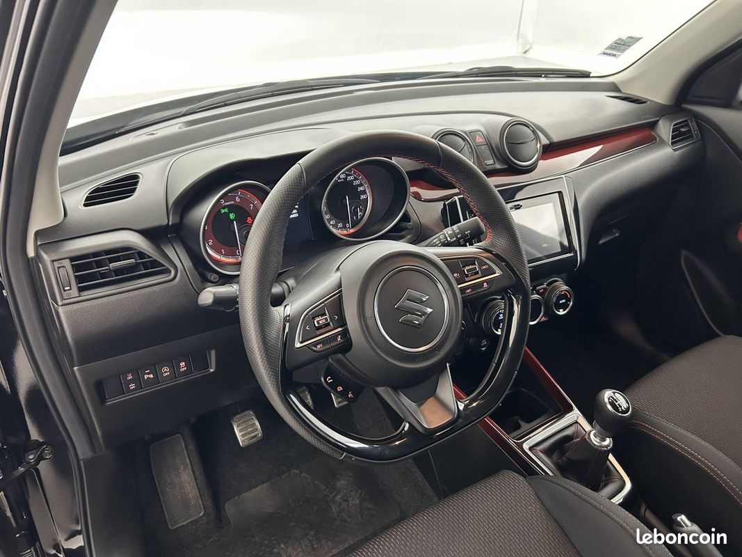 SUZUKI Swift Sport 1.4 Boosterjet Hybrid (image 9)