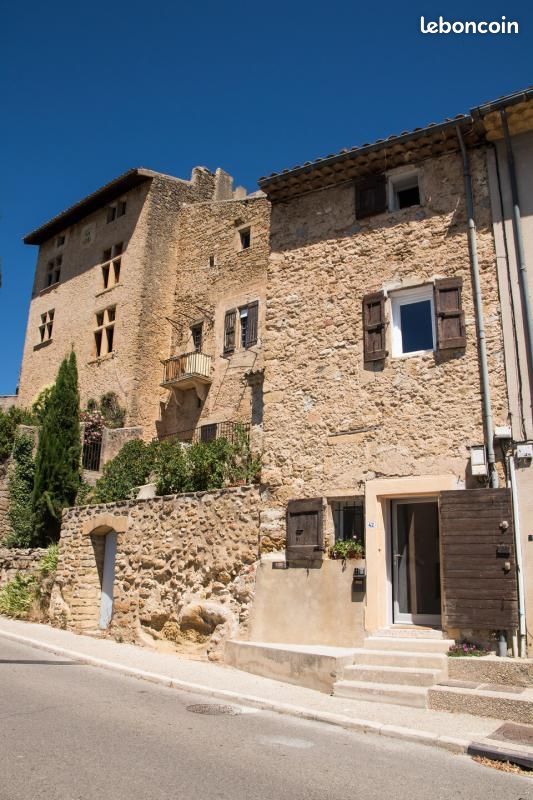 Maison 5 pièces 97 m² · à Vaugines · 97 m² · 250 000 €