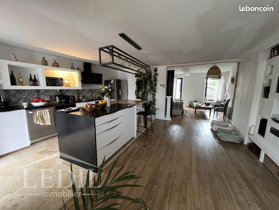 Maison 5 pièces 227 m² · à Caussens · 227 m² · 335 500 €