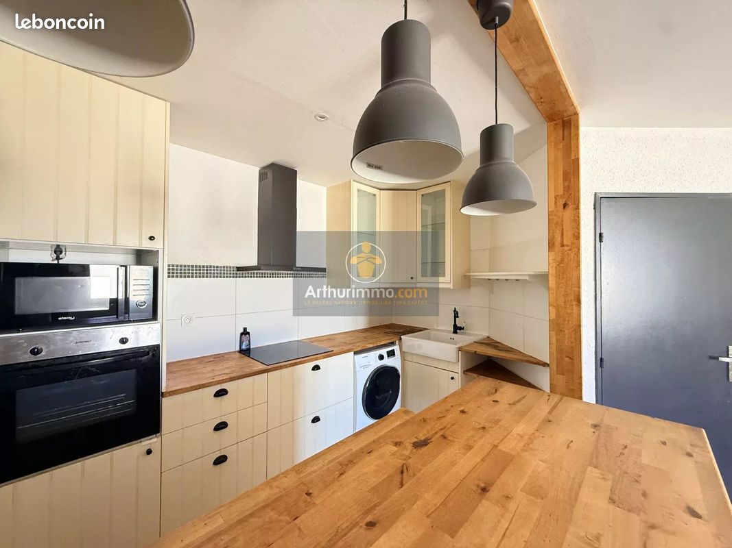 Appartement 4 pièces 82 m² · à Bollène · 82 m² · 735 €/mois