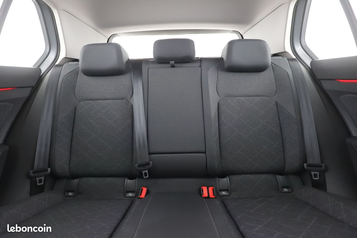 Volkswagen Golf VIII 1.0 eTSI OPF Life Plus DSG7 110 ch (image 9)
