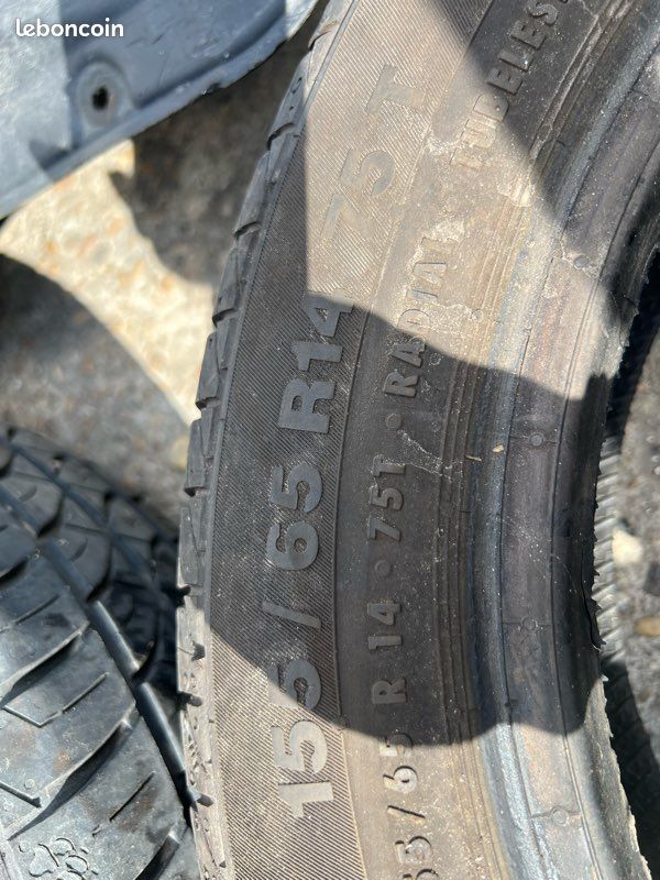 2 pneus 155/65R14 75T Feu vert (image 2)