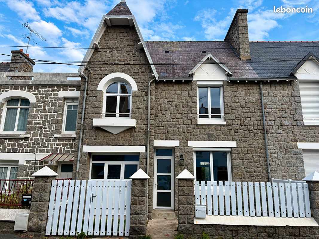 Maison 4 pièces 92 m² · à Saint-Brieuc · 92 m² · 978 €/mois
