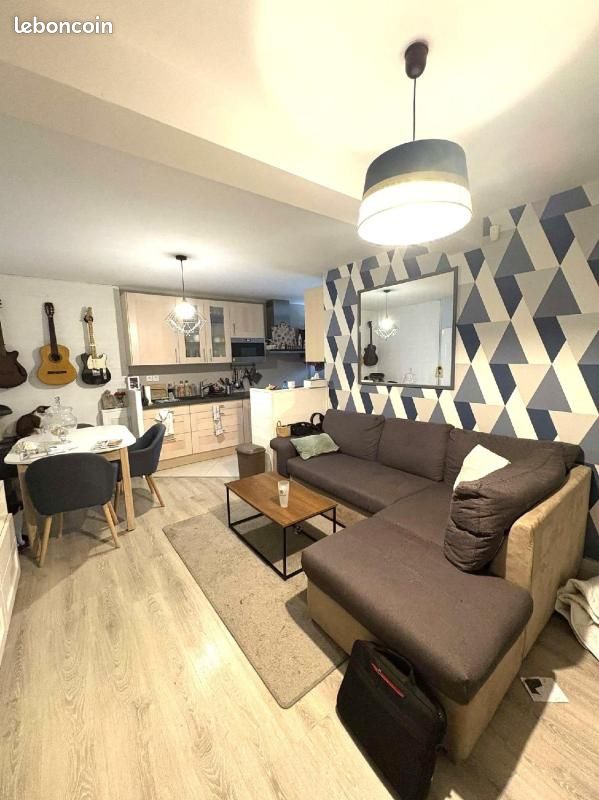 Appartement 2 pièces 42 m² · à Cires-lès-Mello · 42 m² · 600 €