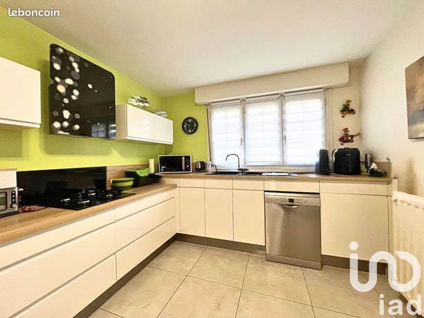 Maison 10 pièces 192 m²