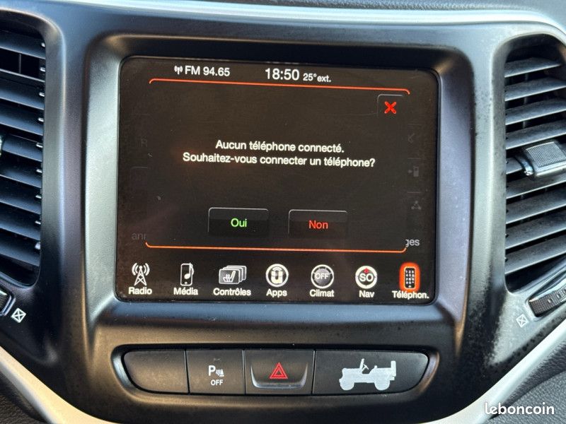 Jeep CHEROKEE 2.0 MULTIJET 140CH LONGITUDE / 2018 / CUIR / GPS / GARANTIE (image 27)