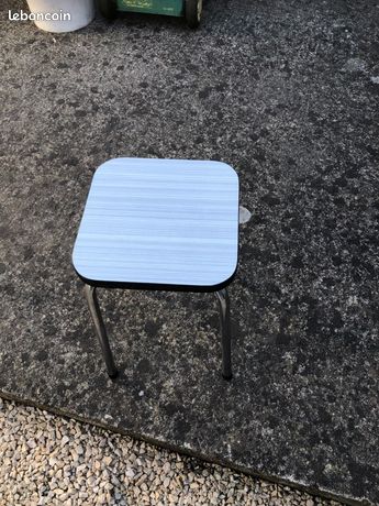 Tabouret formica bleu d'occasion - Ameublement - - page 2