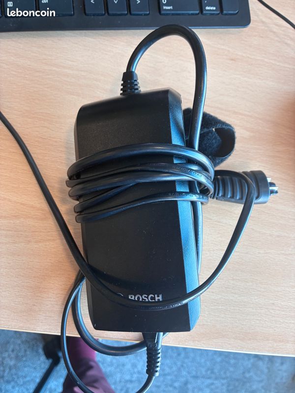 Chargeur batterie Bosch Velo electrique (image 1)