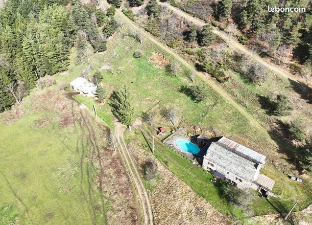 Propriété 7 pièces 250 m²
