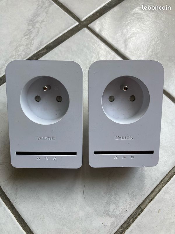 Repeteur wifi et un Lot de prises 4 prises cpl Belkin Omenex D-Link NetGear (image 1)
