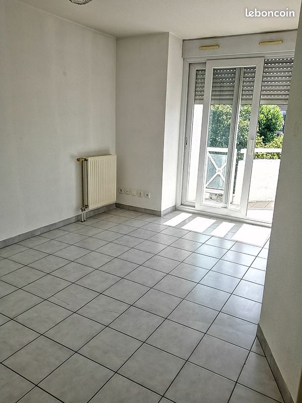 Appartement 2 pièces 37 m² · à Saint-Martin-d'Hères · 37 m² · 120 000 €