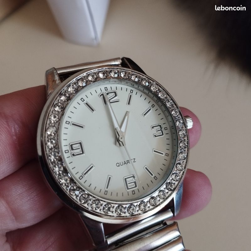 Montre neuve (image 2)
