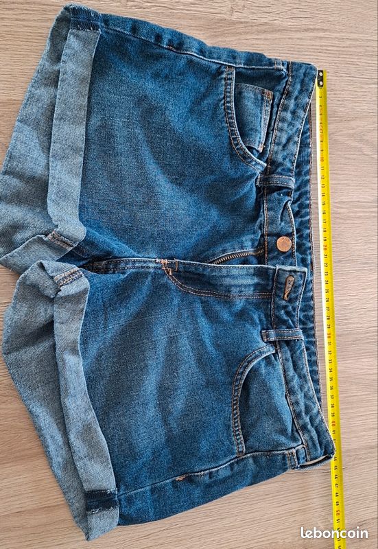 Short Jean Vintage Bleu Délavé Acide Pour Femme - Taille 13/14 - Haute Taille - WEATHERED BLUES - OCCASION Très Bon état