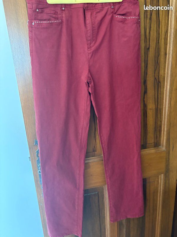 Pantalon Armand Thiery rouge grenade taille 40 (image 2)