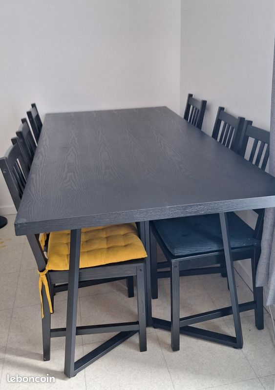 Table de salle à manger et 6 chaises (image 1)