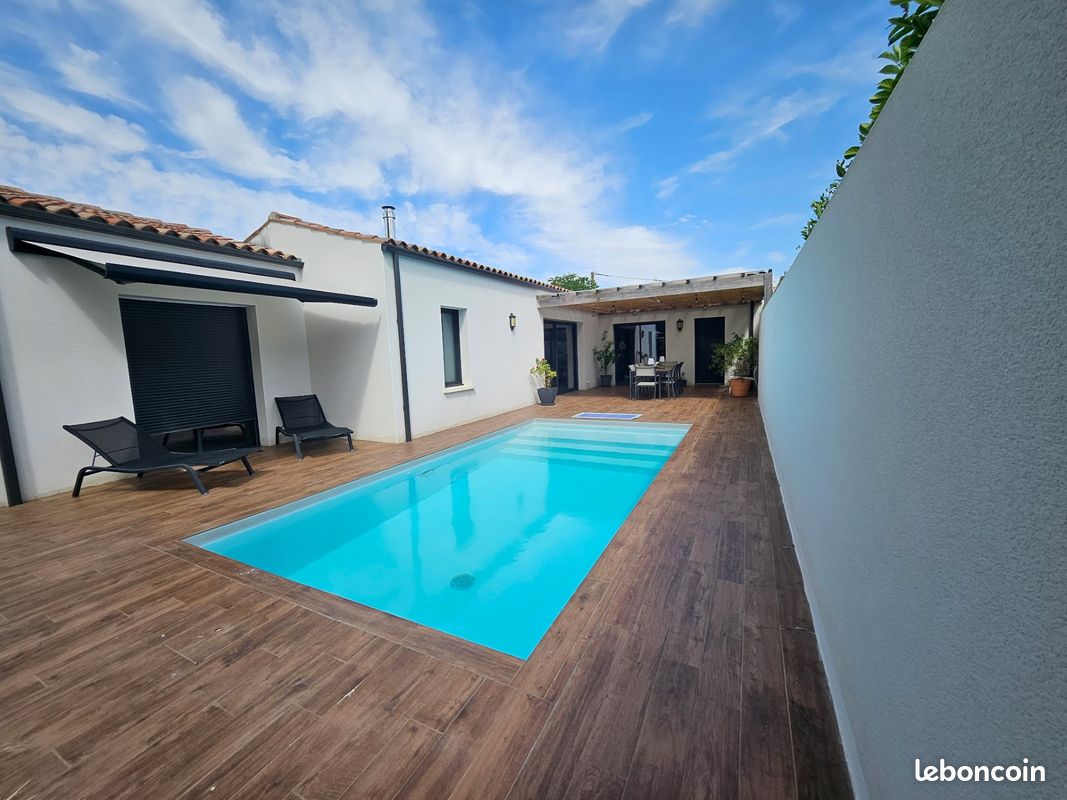 Maison 4 pièces 125 m² · à Dompierre-sur-Mer · 125 m² · 598 000 €