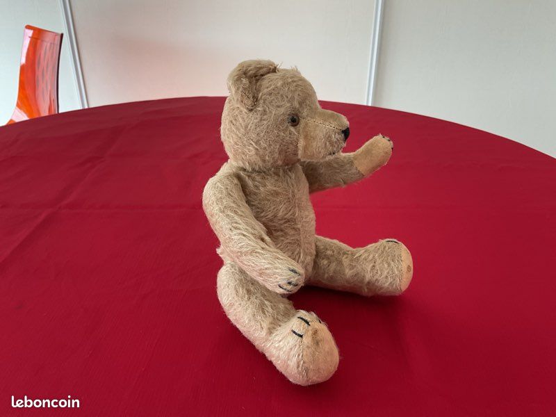 Cadeau peluche ourson année 1930