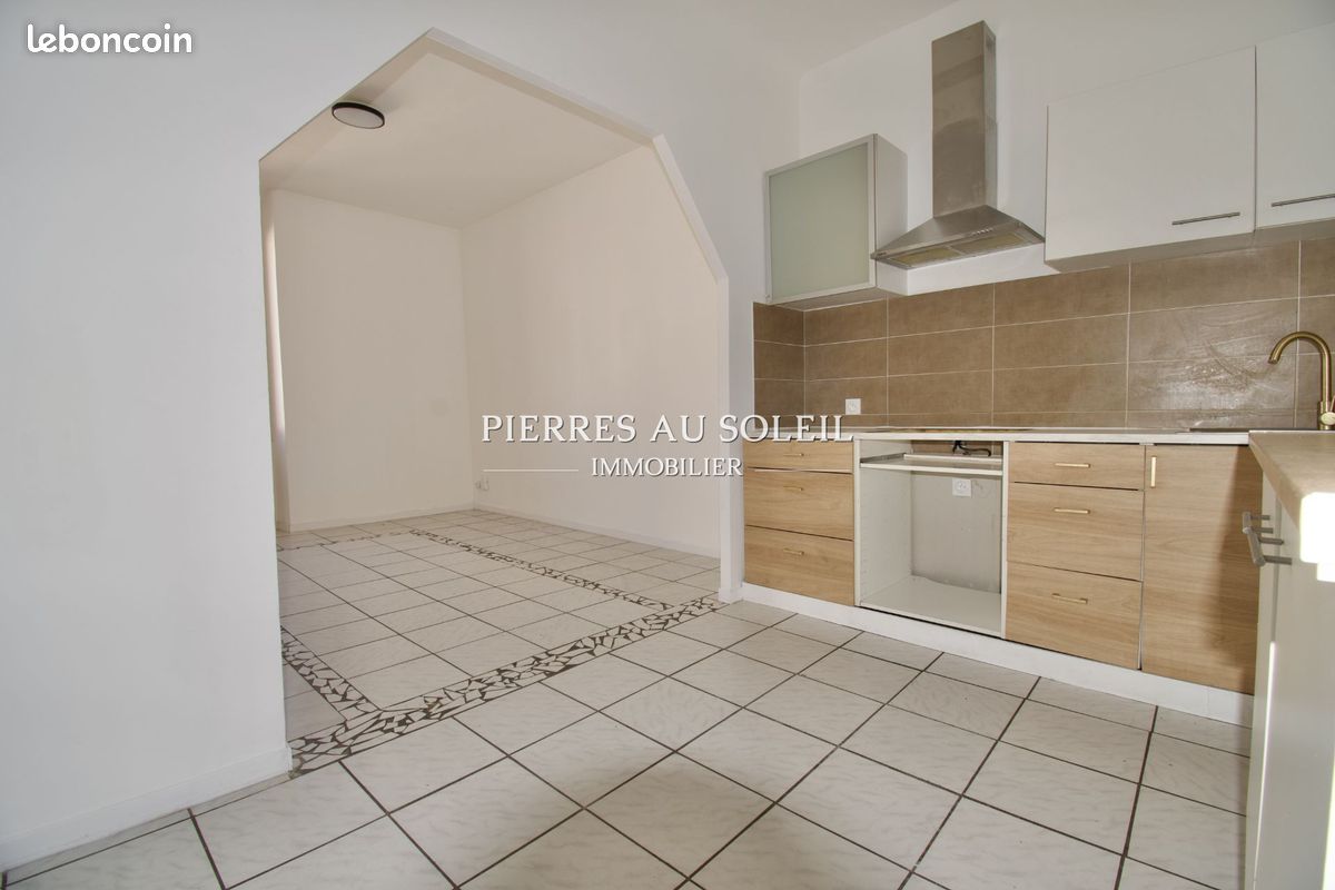 Appartement 52 m² · à Bédarieux · 52 m² · 450 €