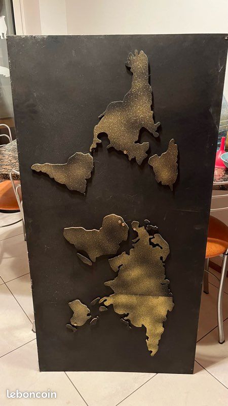 Tableau du monde décoration noir et doré (image 1)