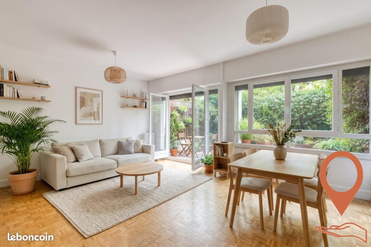 Appartement 2 pièces 57 m² · à Paris · 57 m² · 272 250 €