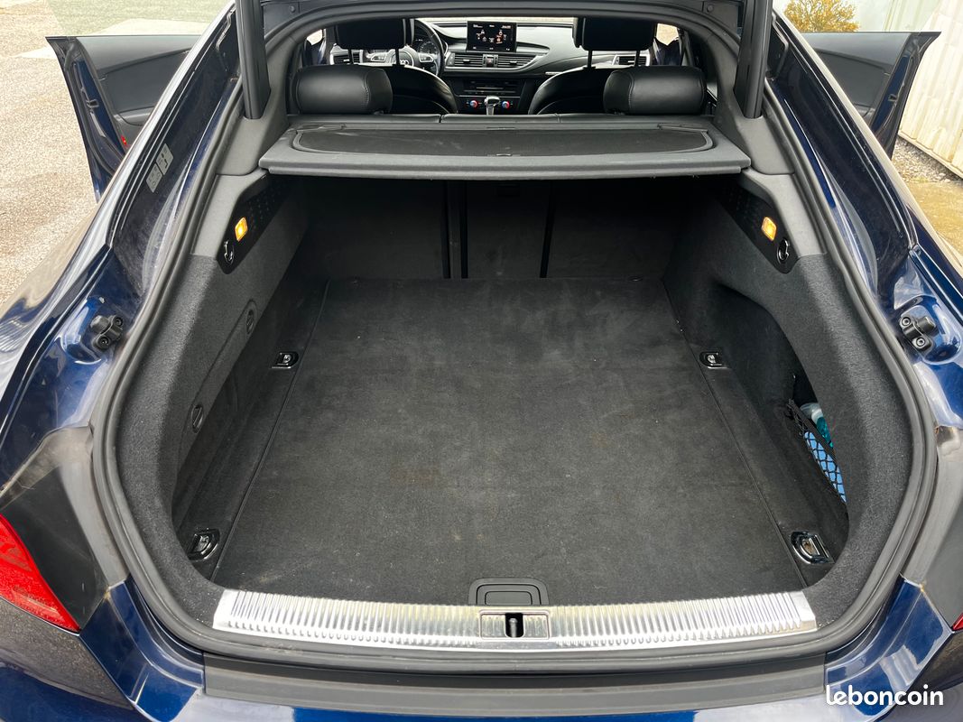 AUDI S7 SPORTBACK 4.0 TFSI 420ch QUATTRO S TRONIC 7 Sièges à mémoire chauffants ventilés Pack carbone Clim 4 zones Attelage amovible (image 27)