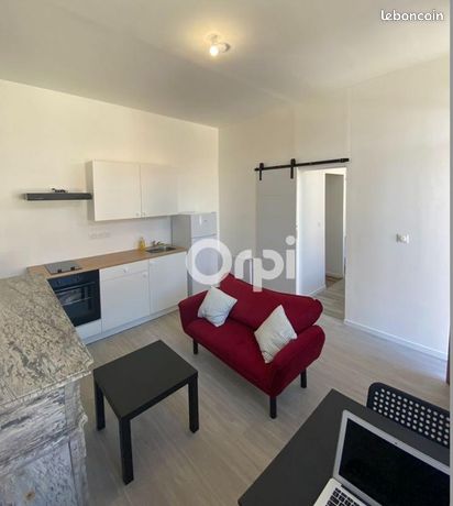 Immeuble 8 pièces 103 m²