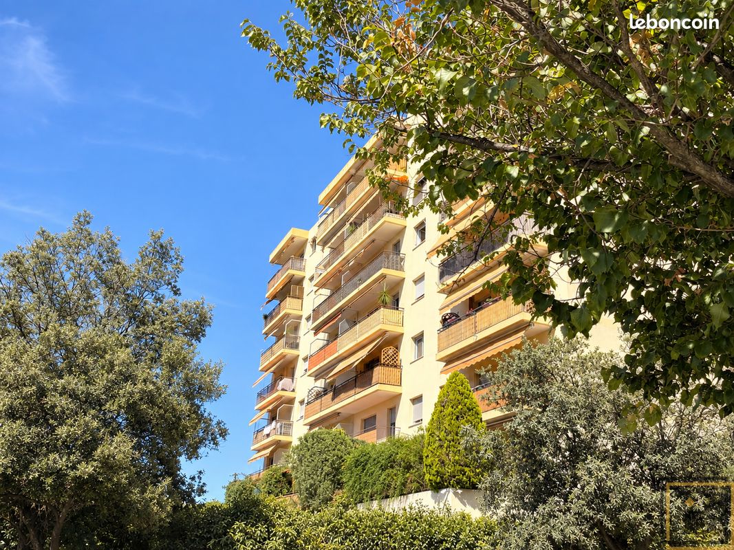 Appartement 3 pièces 64 m² · à Le Cannet · 64 m² · 252 000 €