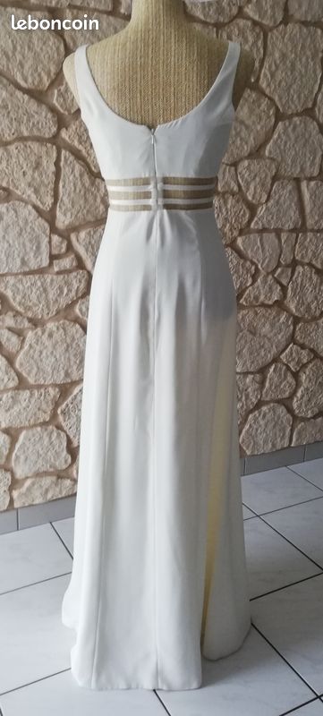 Robe de mariée ou de soirée (image 2)