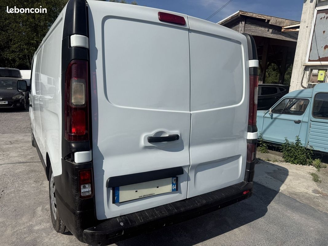 Renault TRAFIC III FG L2H1 1200 1.6 DCI 140CH ENERGY GRAND CONFORT (image 4)