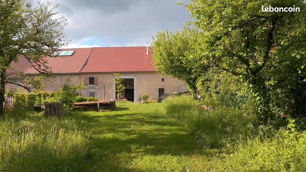 Maison 3 pièces 180 m² · à Barésia-sur-l'Ain · 180 m² · 265 000 €