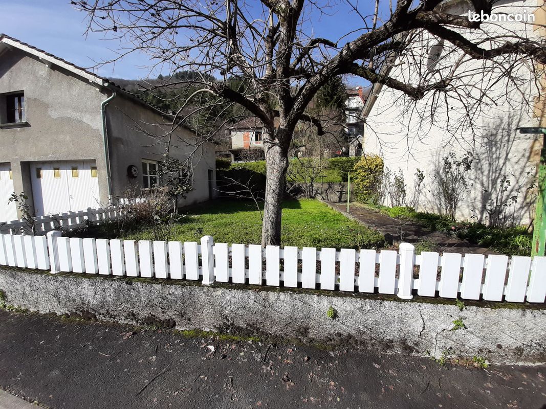 Maison 5 pièces 120 m² · à Laval-de-Cère · 120 m² · 85 000 €