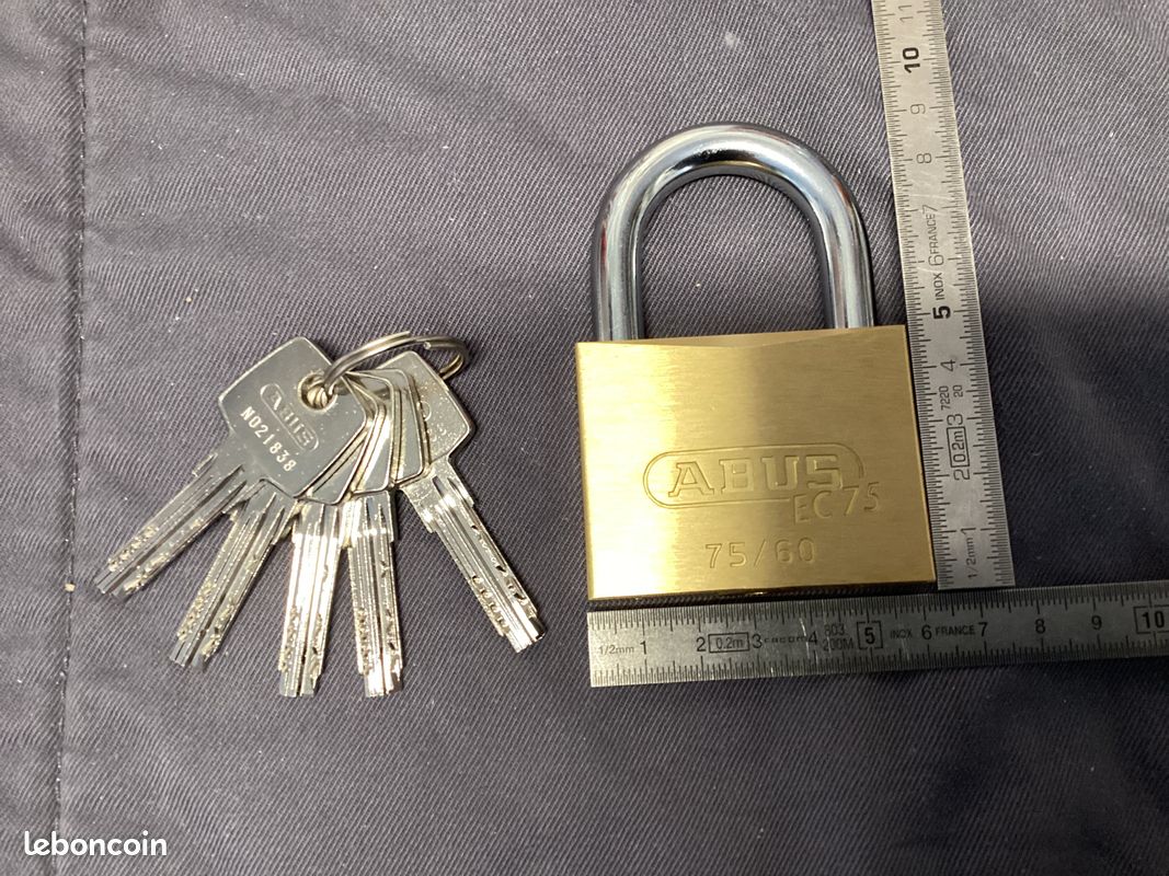 Gros cadenas haute sécurité neuf ABUS (image 1)