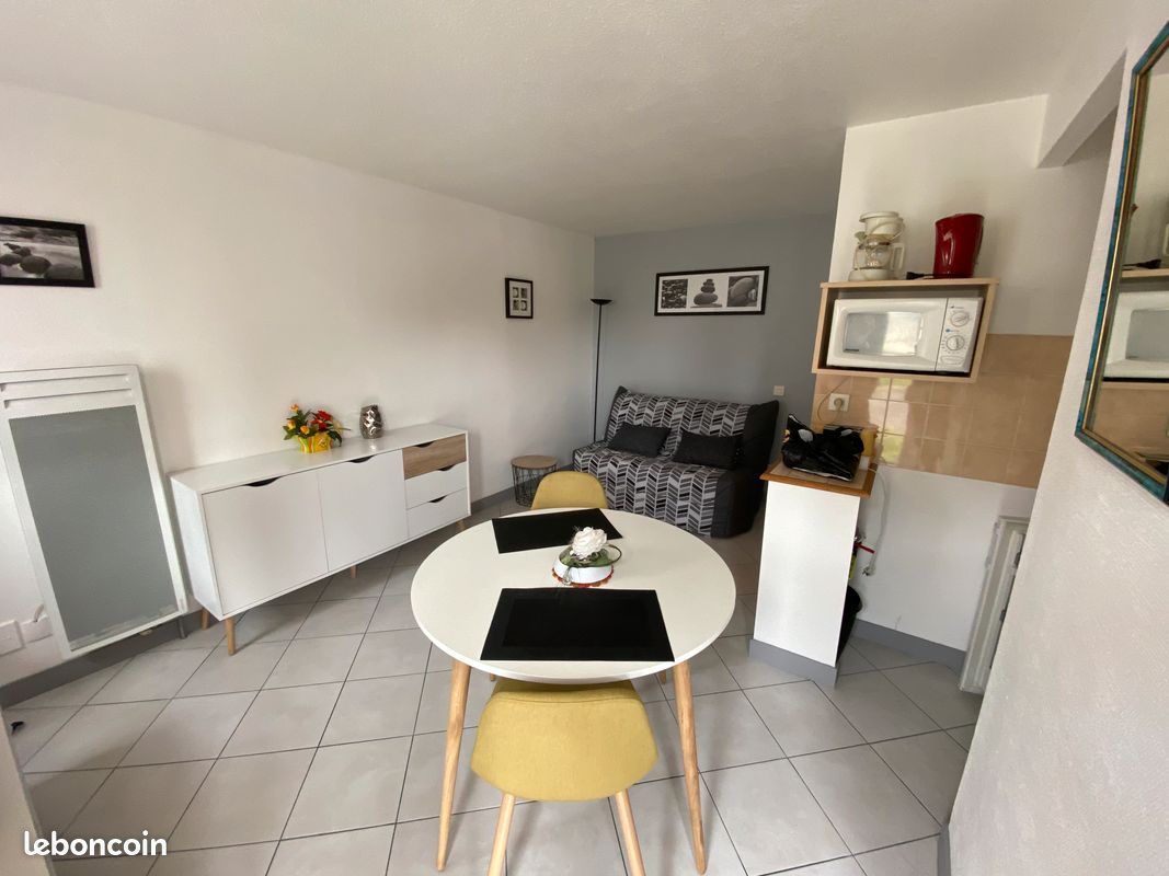Appartement 1 pièce 19 m² · à La Rochelle · 19 m² · 480 €